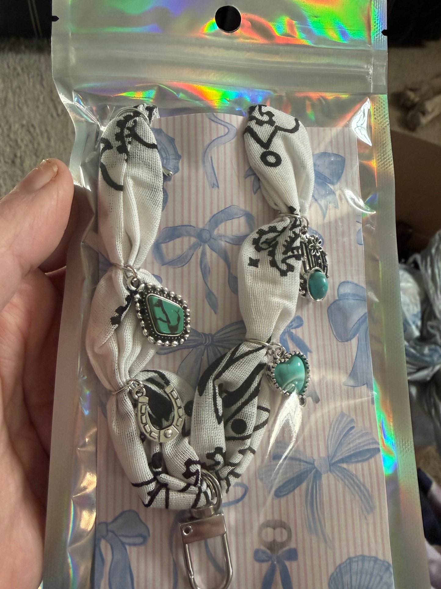 FRESHIE HANGERS